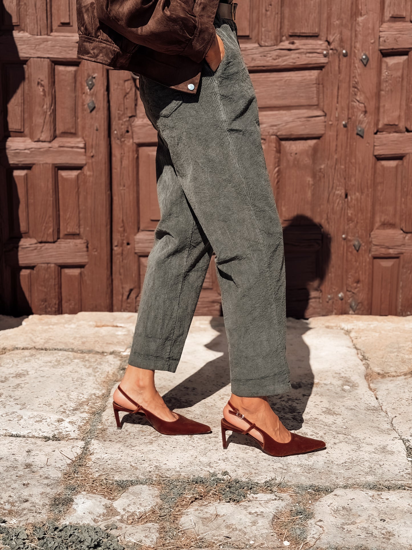Pantalón pana borgoña