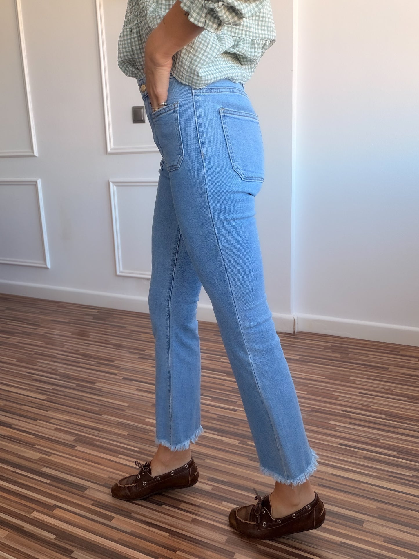 Pantalón vaquero flare SICILIA