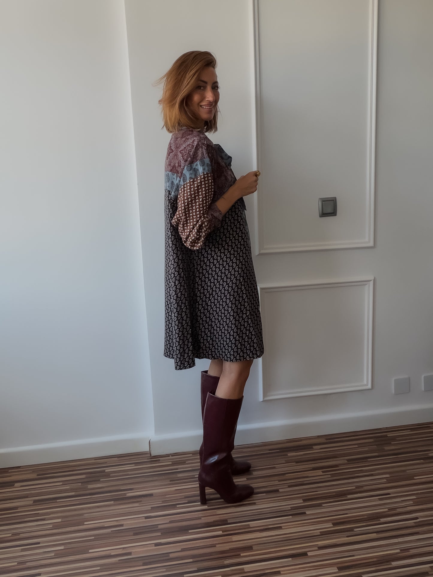 Vestido corto PAISLEY