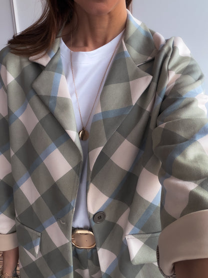 Total look cuadros LOTUS