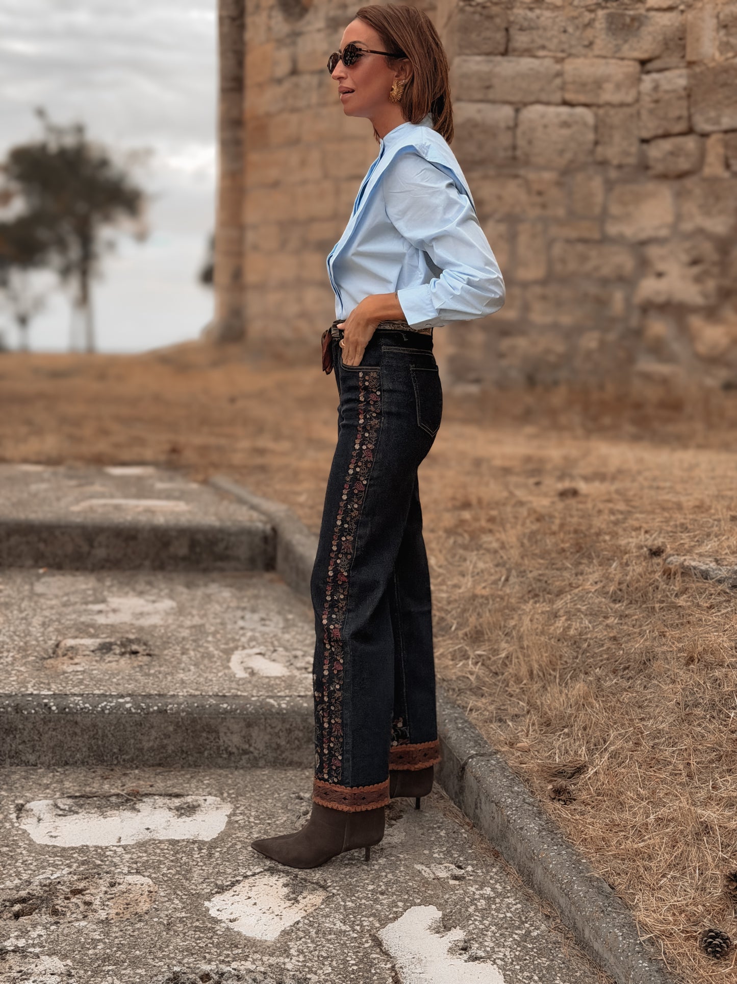 Denim bordado FLEUR