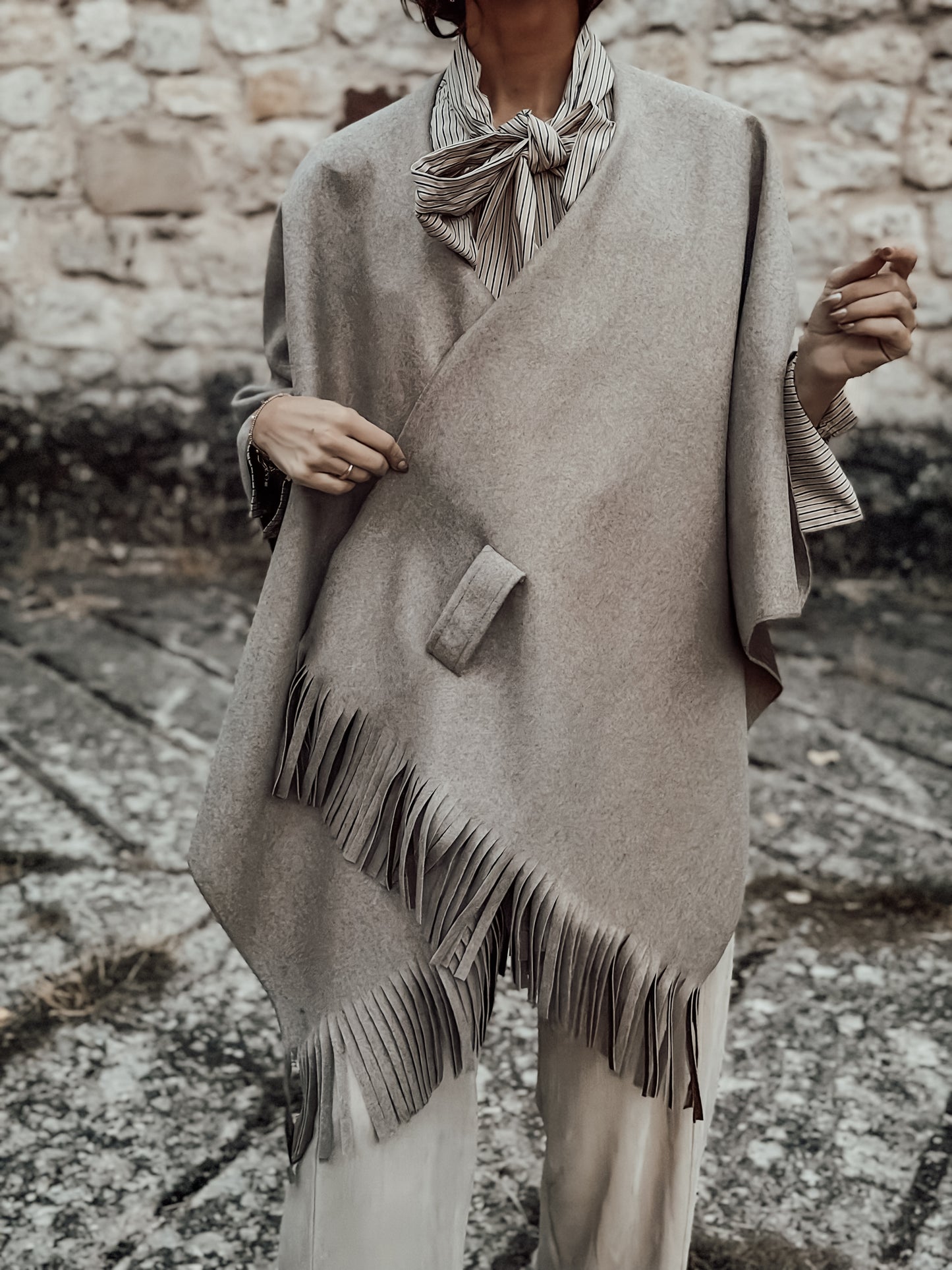 Poncho flecos Amazona