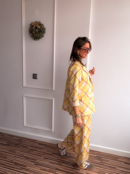 Total look cuadros LOTUS