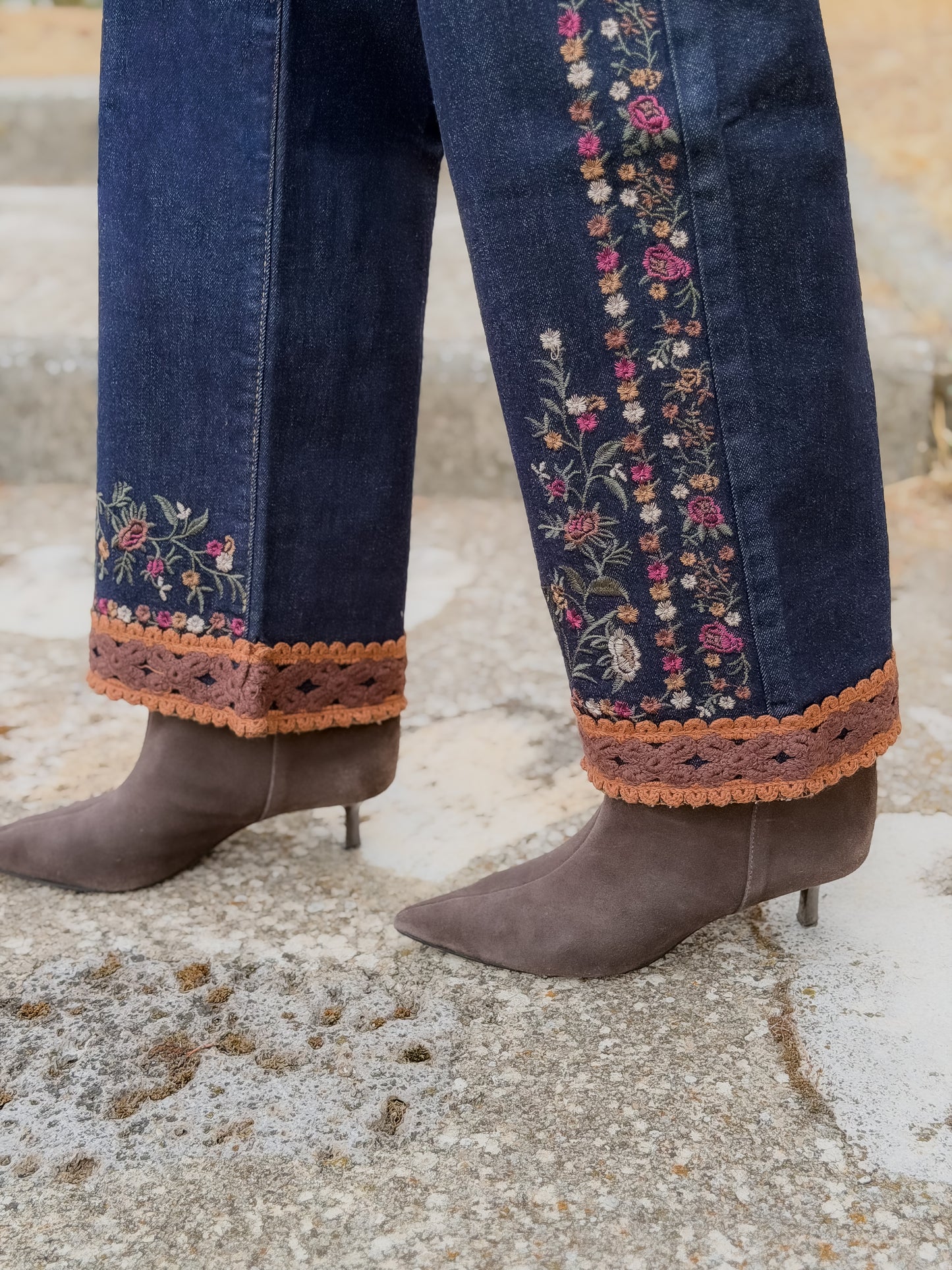 Denim bordado FLEUR