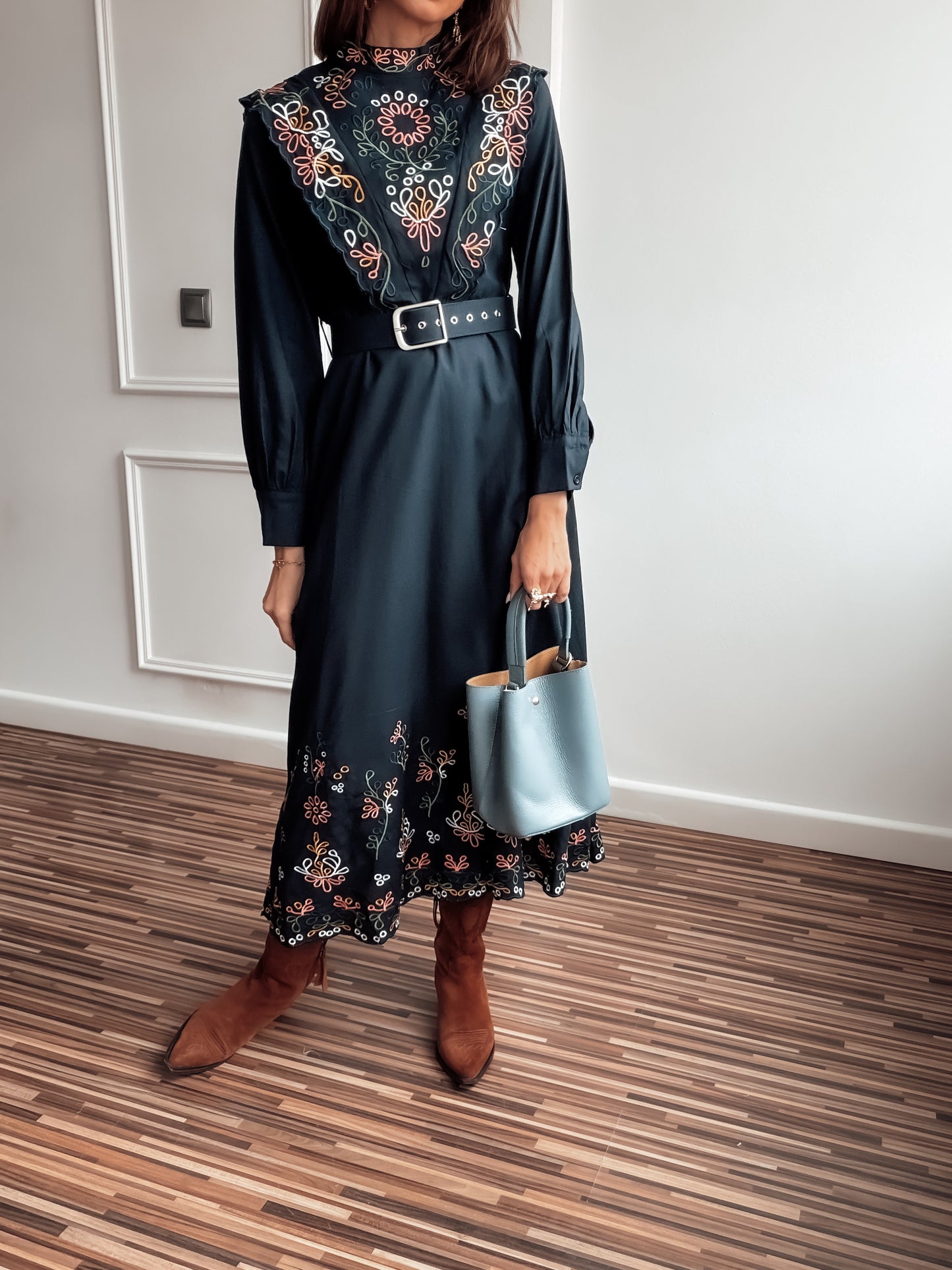 Vestido bordado JIMENA