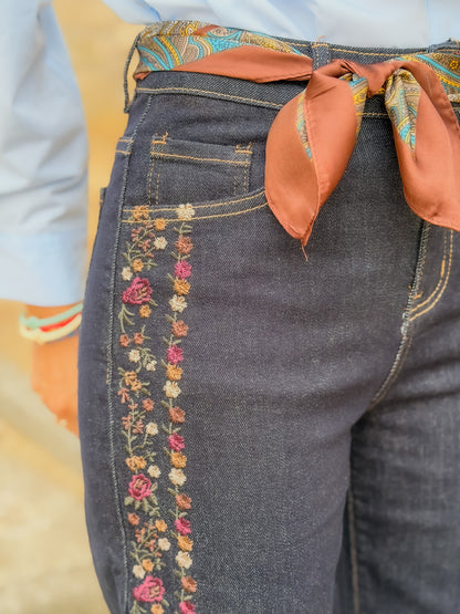 Denim bordado FLEUR