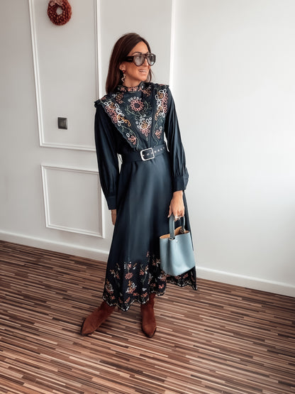 Vestido bordado JIMENA