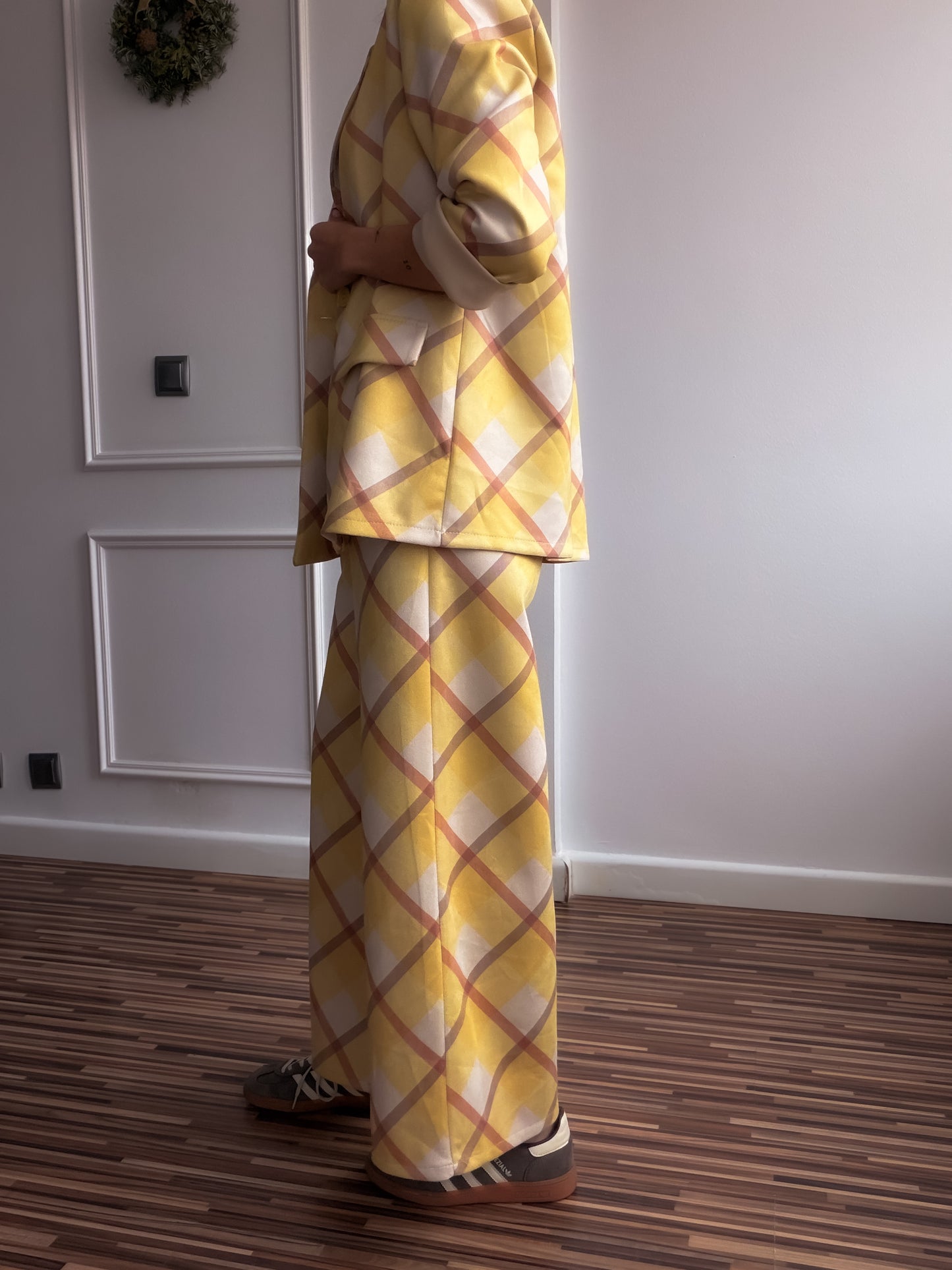 Total look cuadros LOTUS