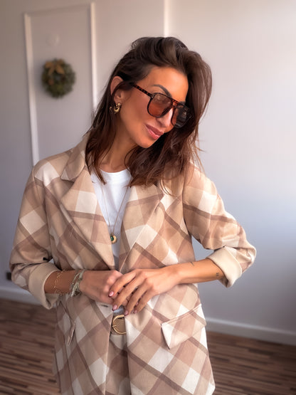 Total look cuadros LOTUS